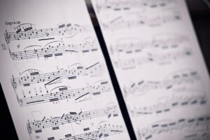 deeplの性能は他の翻訳ツールと比べてどう違うの？